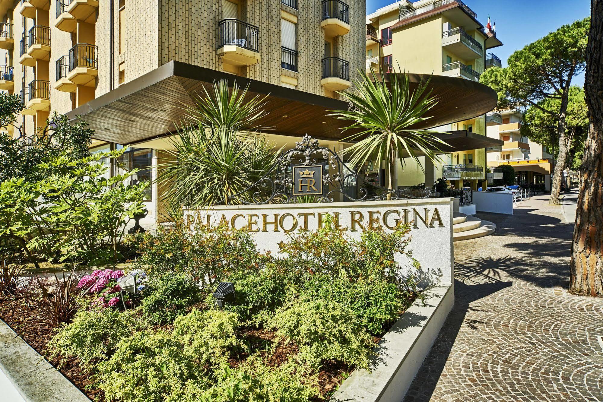 Palace Hotel Regina Bibione Exterior foto